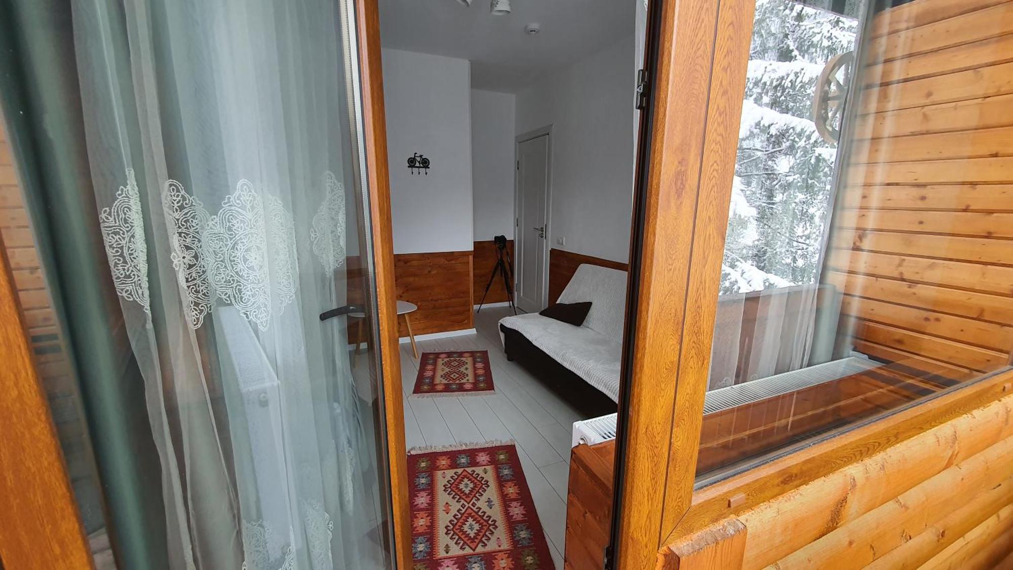 Cabana "Trei Brazi " Retezat Rîu de Mori Exteriör bild